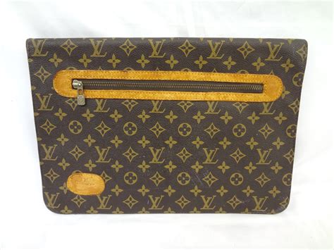 louis vuitton portfolio document holder|louis vuitton a7 binder.